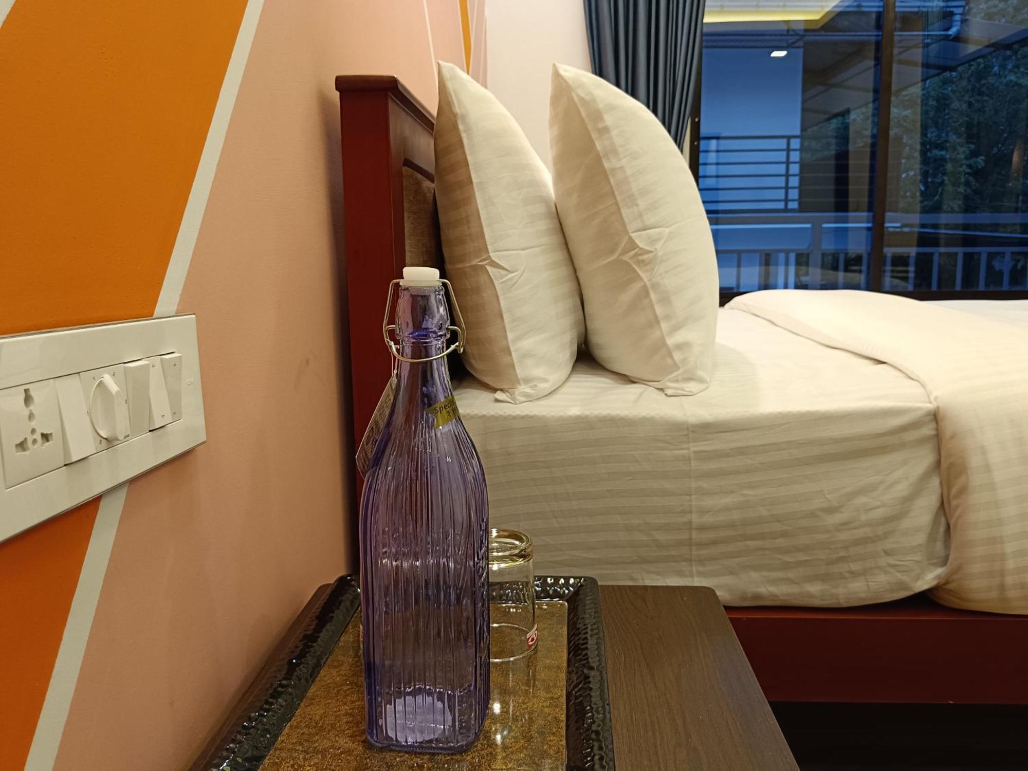 Tea Elanza Apartment Devikolam Exterior photo